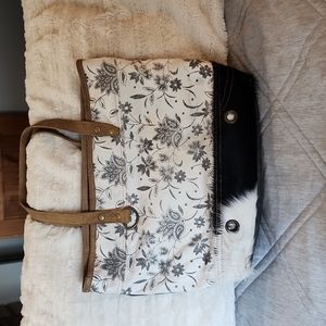 Myra Bag